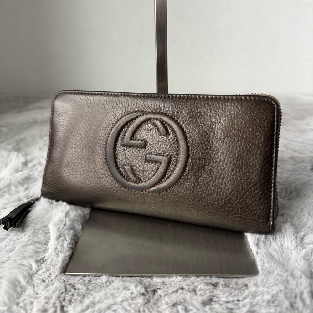 GUCCI GG Logo SOHO zip around Long Wallet large